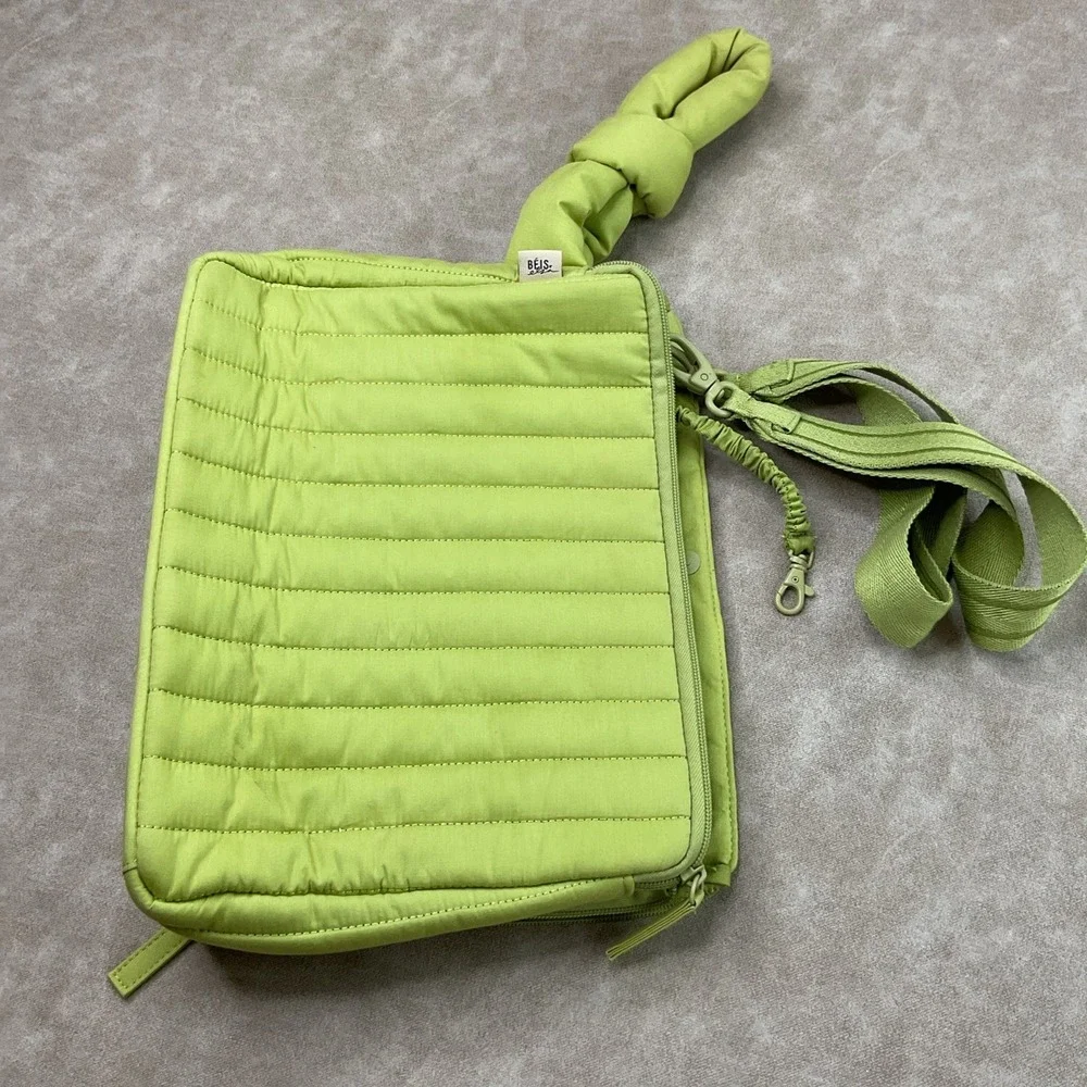 BEIS x Elsa The Clutch Changing Pad Bag Quilted Brown Zipper Pockets Baby